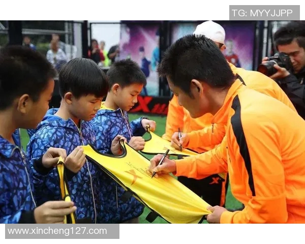 足球明星齐聚中国品尝地道中餐体验文化之旅